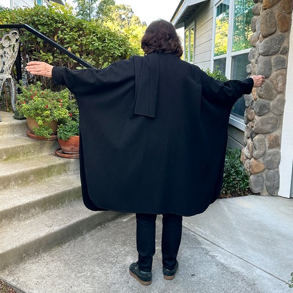 Black Wool Cape Outer Garment but with Long Sleeves by “alex hayes” - Picture 11 of 12